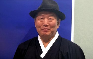 Foto des koreanischen Dichters Kim Jun-tae